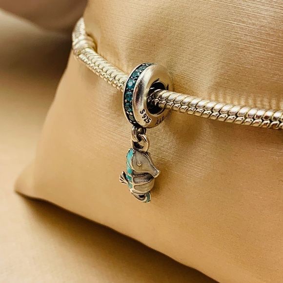 EUC Pandora 791311MCZ Sterling Silver Tropical Seahorse Animal Dangle Charm - Picture 5 of 7